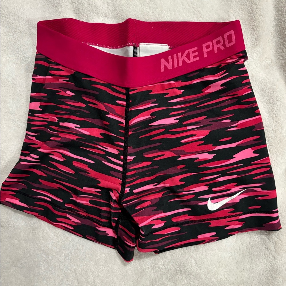 Nike pro shorts size:M